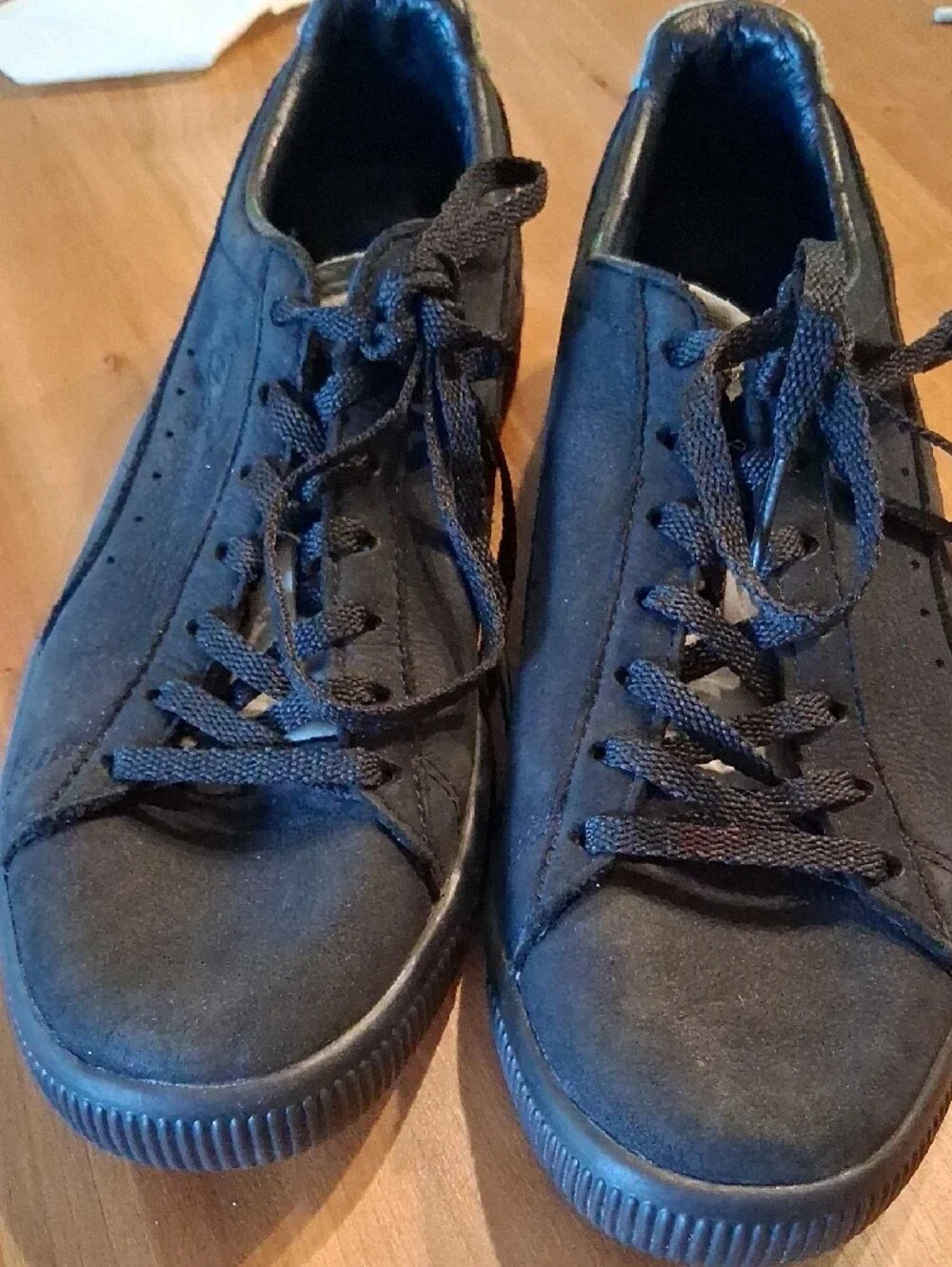 Puma Men's Black Lace-Up Suede Sneakers